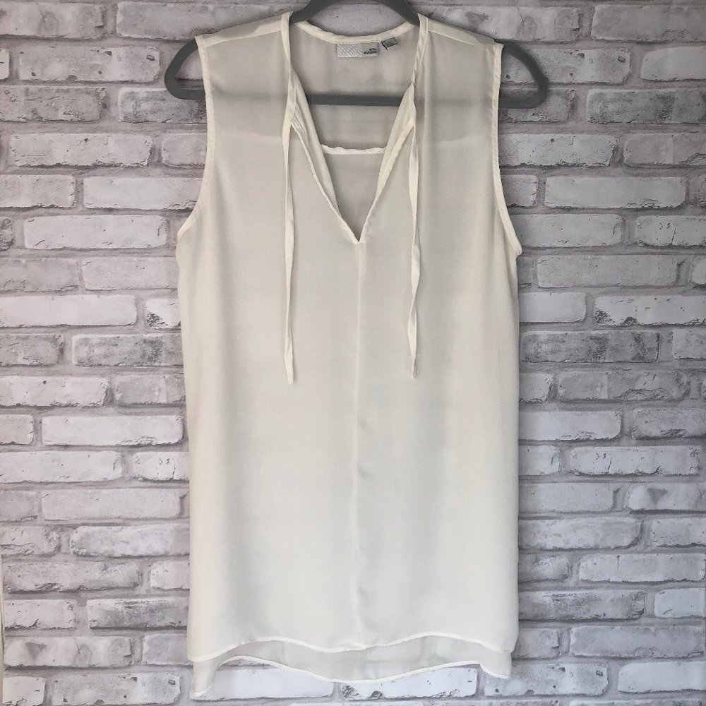 14th & Union Split Front Sleeveless Tunic